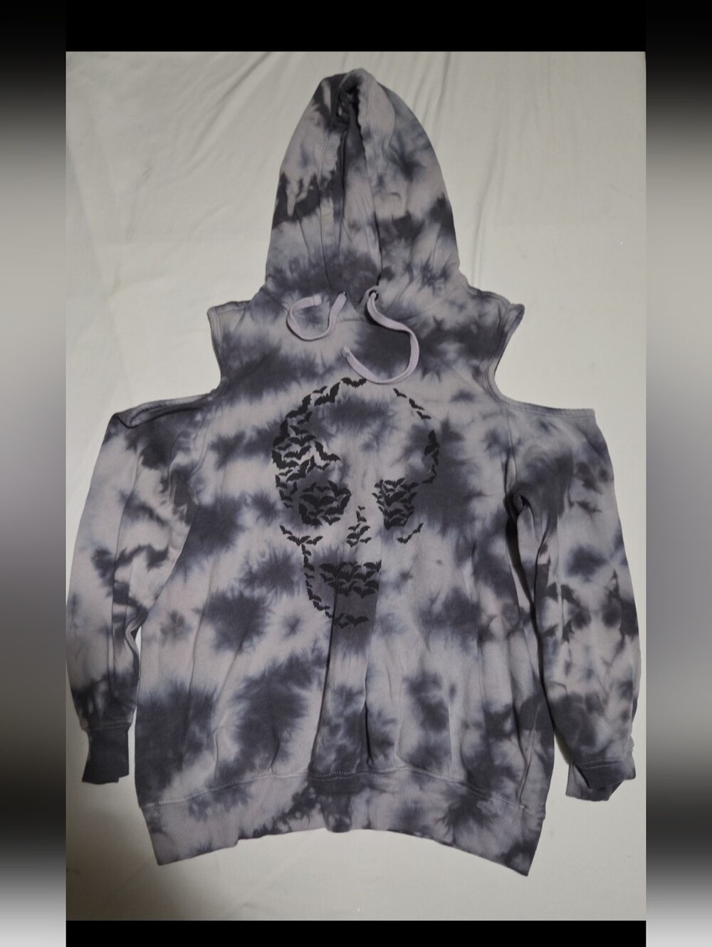 Torrid Women's 00 large grey tie dye skull cold shoulder hoodie #27